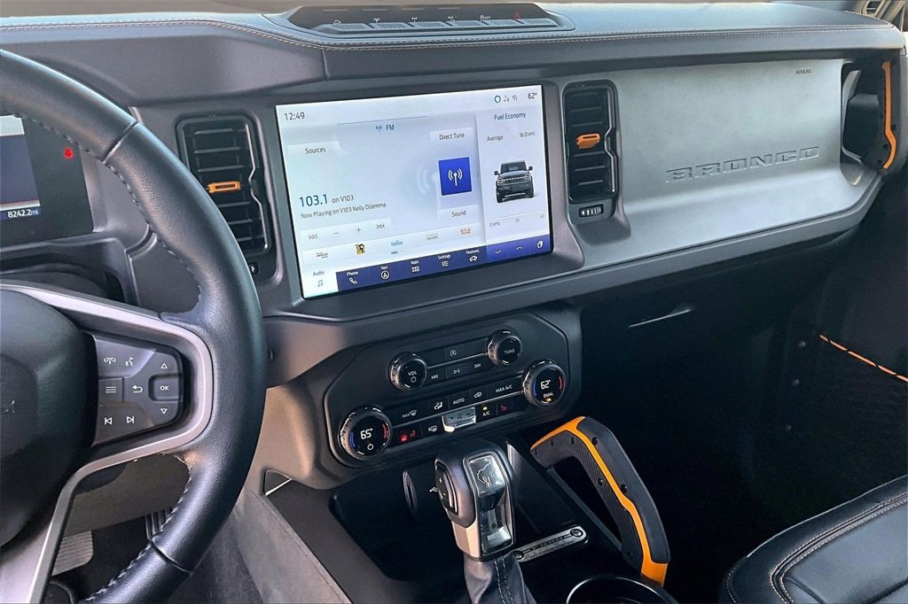 Used 2024 Ford Bronco Badlands image 6