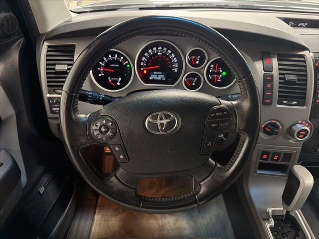 Used 2011 Toyota Sequoia Limited AWD/4WD image 15