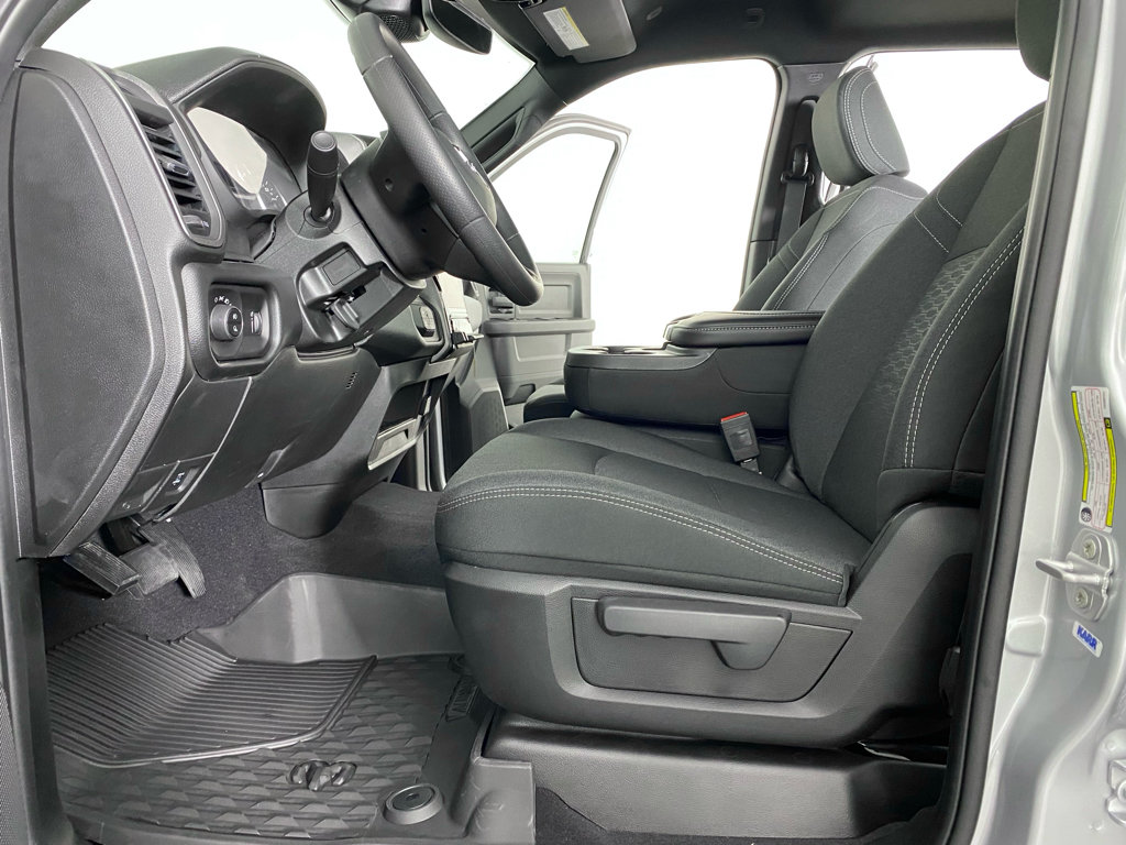 New 2026 RAM 2500 Tradesman AWD/4WD image 12