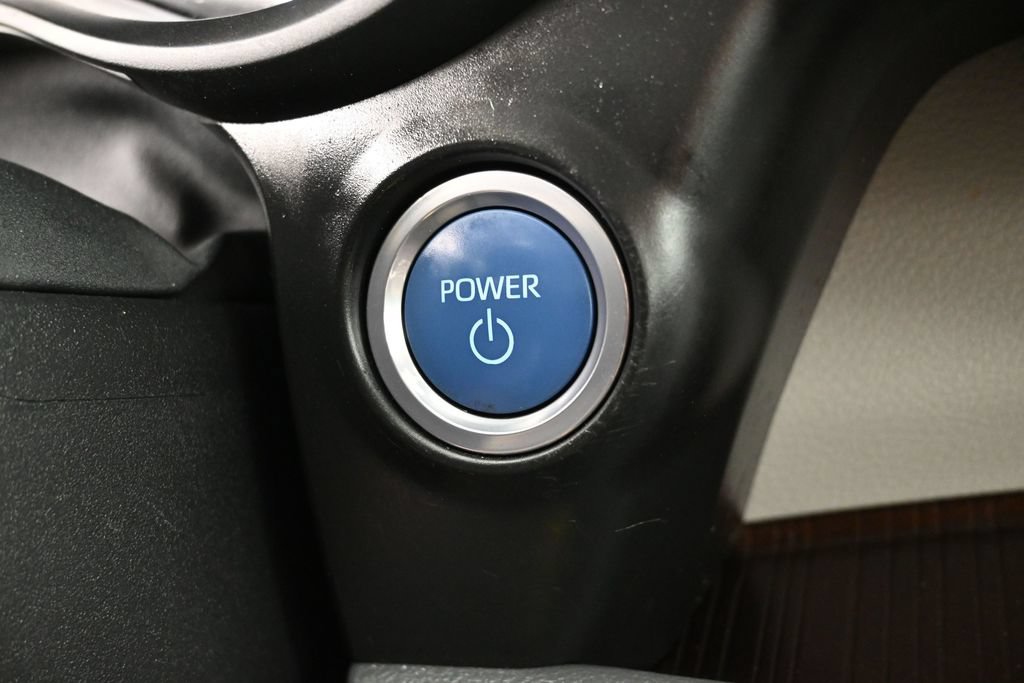 Used 2021 Toyota Sienna LE FWD image 15