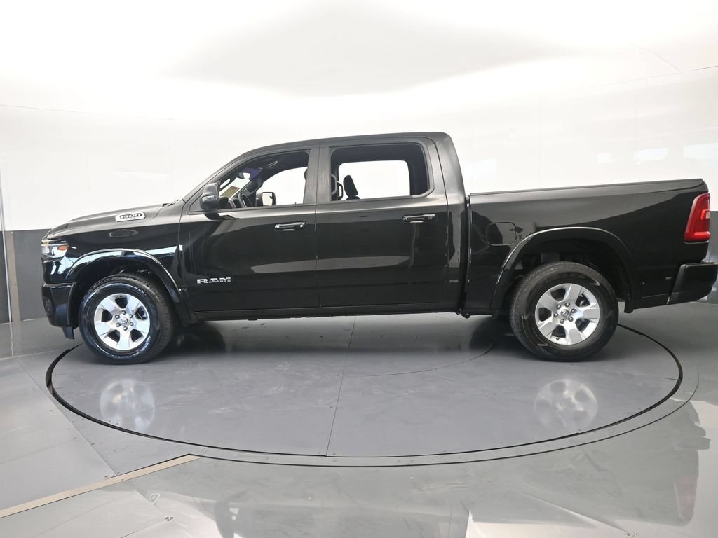 Used 2025 RAM 1500 Big Horn AWD/4WD image 3