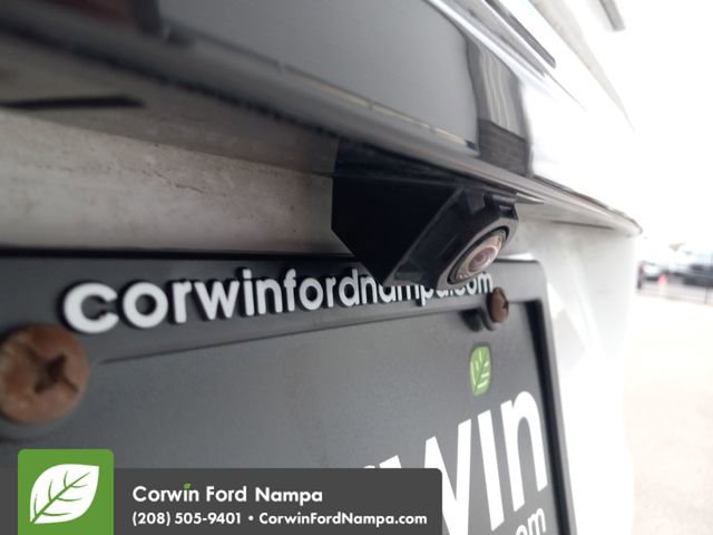 Used 2023 GMC Terrain SLE w/ Driver Convenience Package image 30