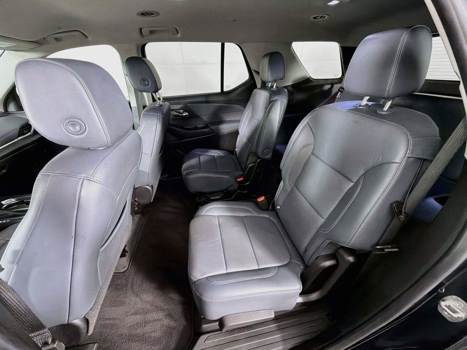 Used 2019 Chevrolet Traverse LT w/ LT Premium Package AWD/4WD image 25