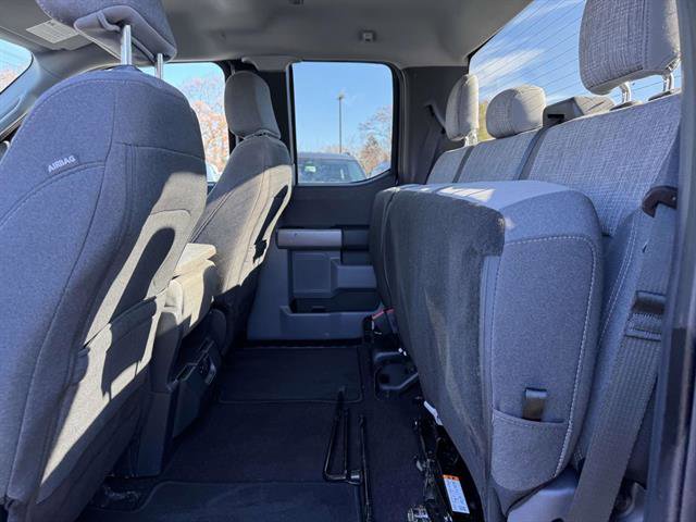 Used 2022 Ford F150 XLT w/ Trailer Tow Package image 9