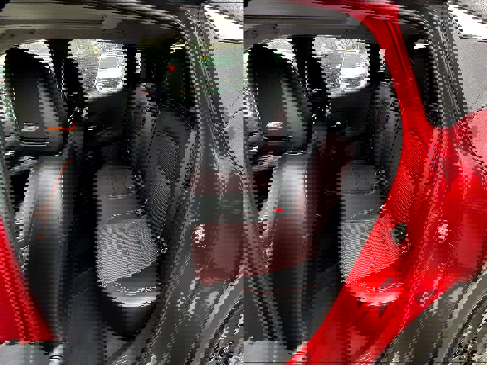 Used 2025 Nissan Kicks SR w/ SR Premium Package image 15