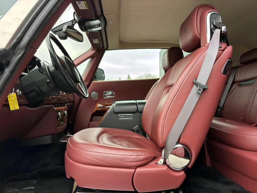 Used 2010 Rolls-Royce Phantom Drophead Coupe image 15