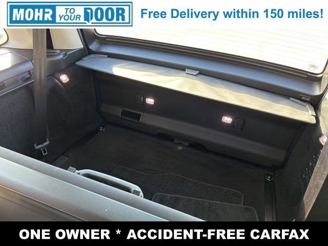 Used 2022 Land Rover Discovery S image 37