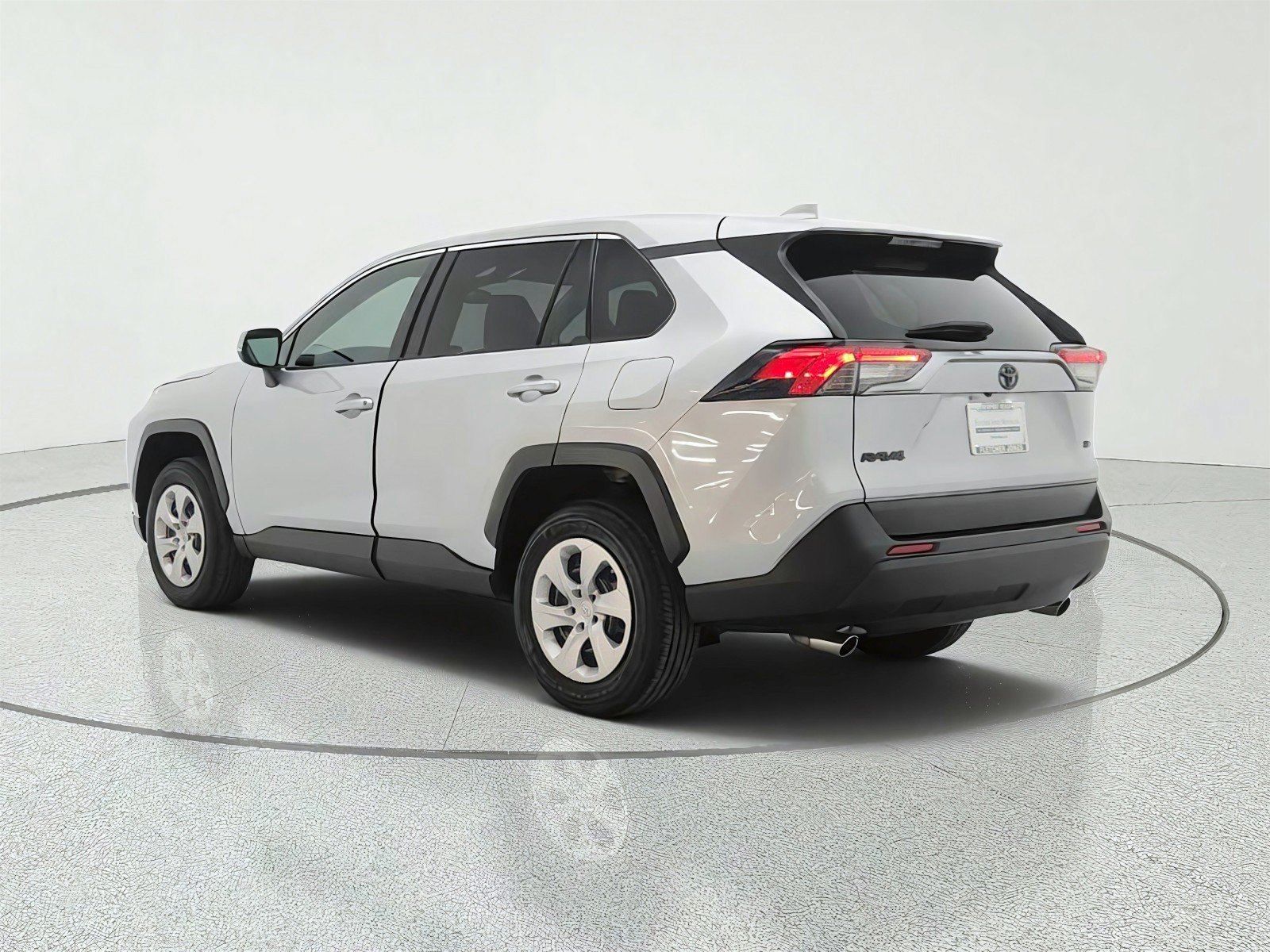 Used 2025 Toyota RAV4 LE FWD image 7