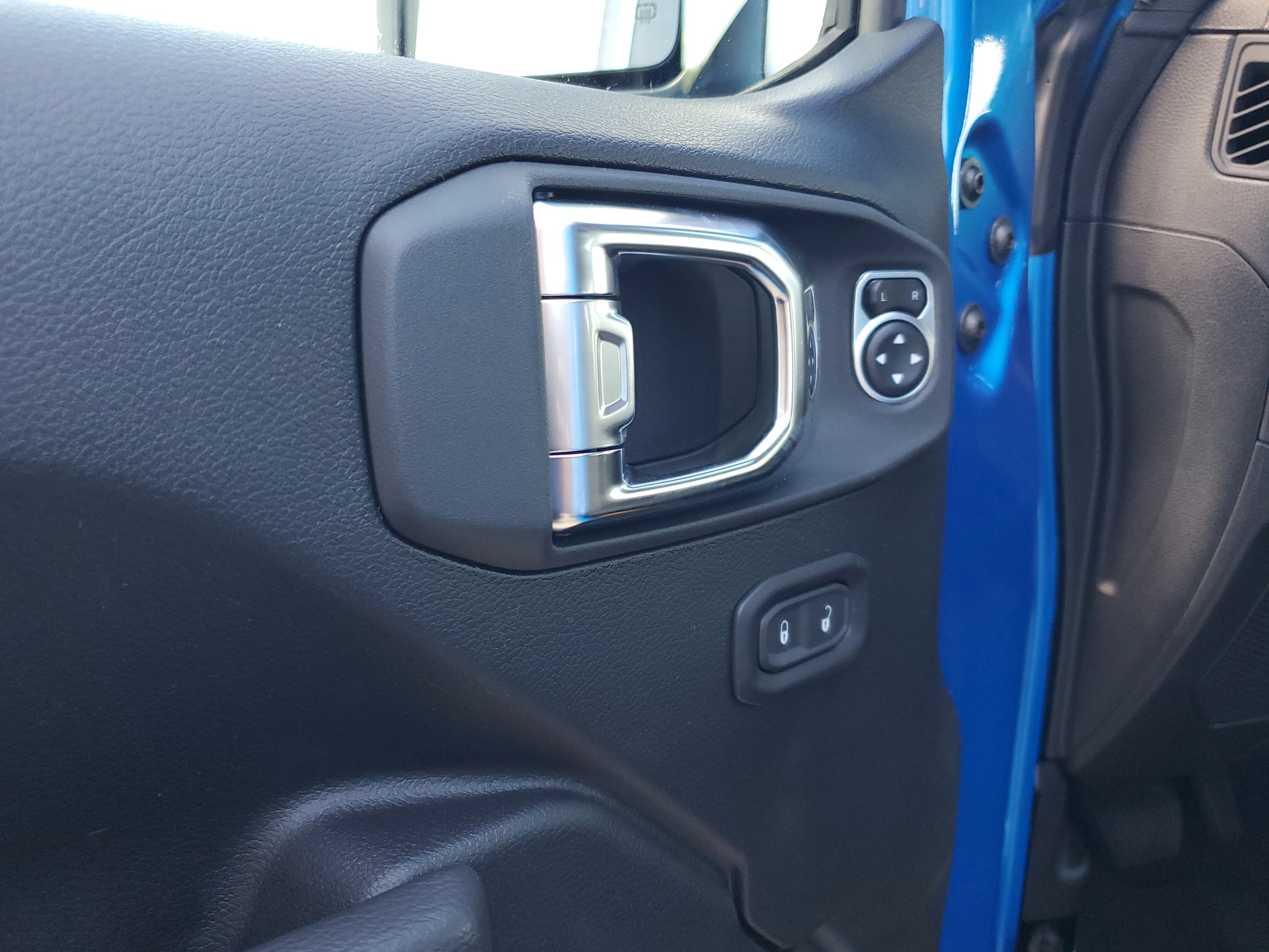 New 2026 Jeep Wrangler Unlimited Sport image 7