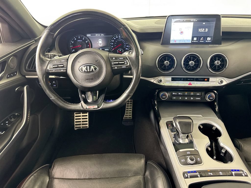 Used 2018 Kia Stinger GT2 RWD image 29