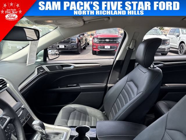 Used 2014 Ford Fusion SE w/ Equipment Group 202A FWD image 13