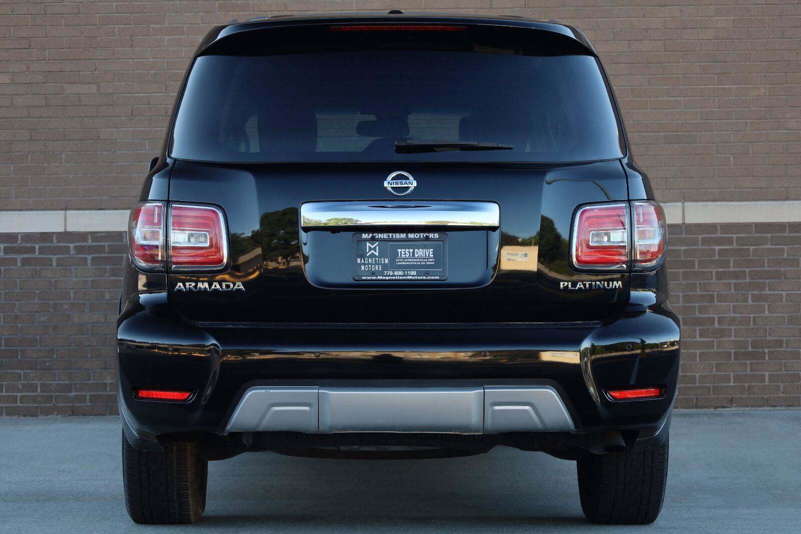 Used 2017 Nissan Armada Platinum RWD image 10