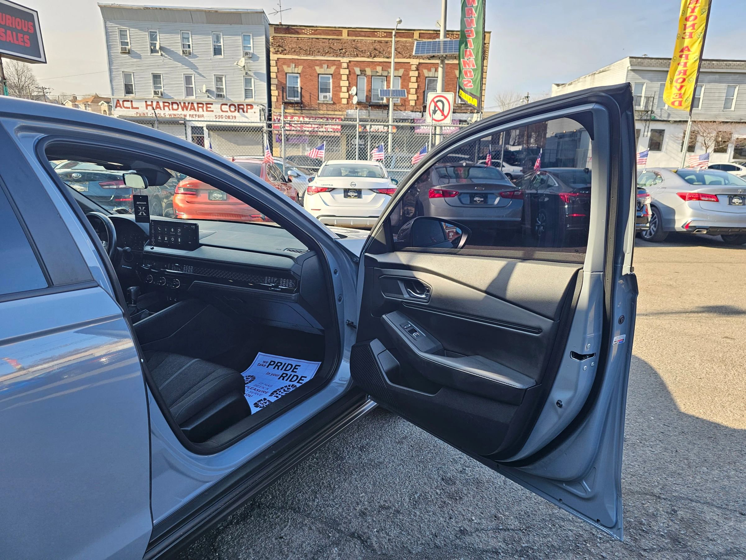 Used 2023 Honda Accord Sport image 11