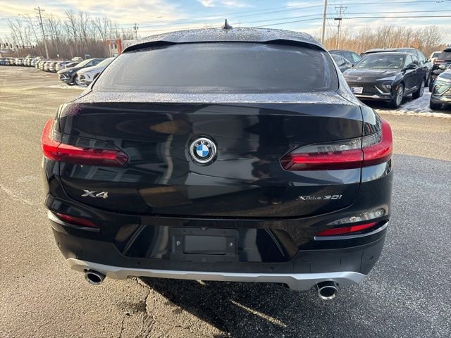 Used 2021 BMW X4 xDrive30i w/ Executive Package image 6