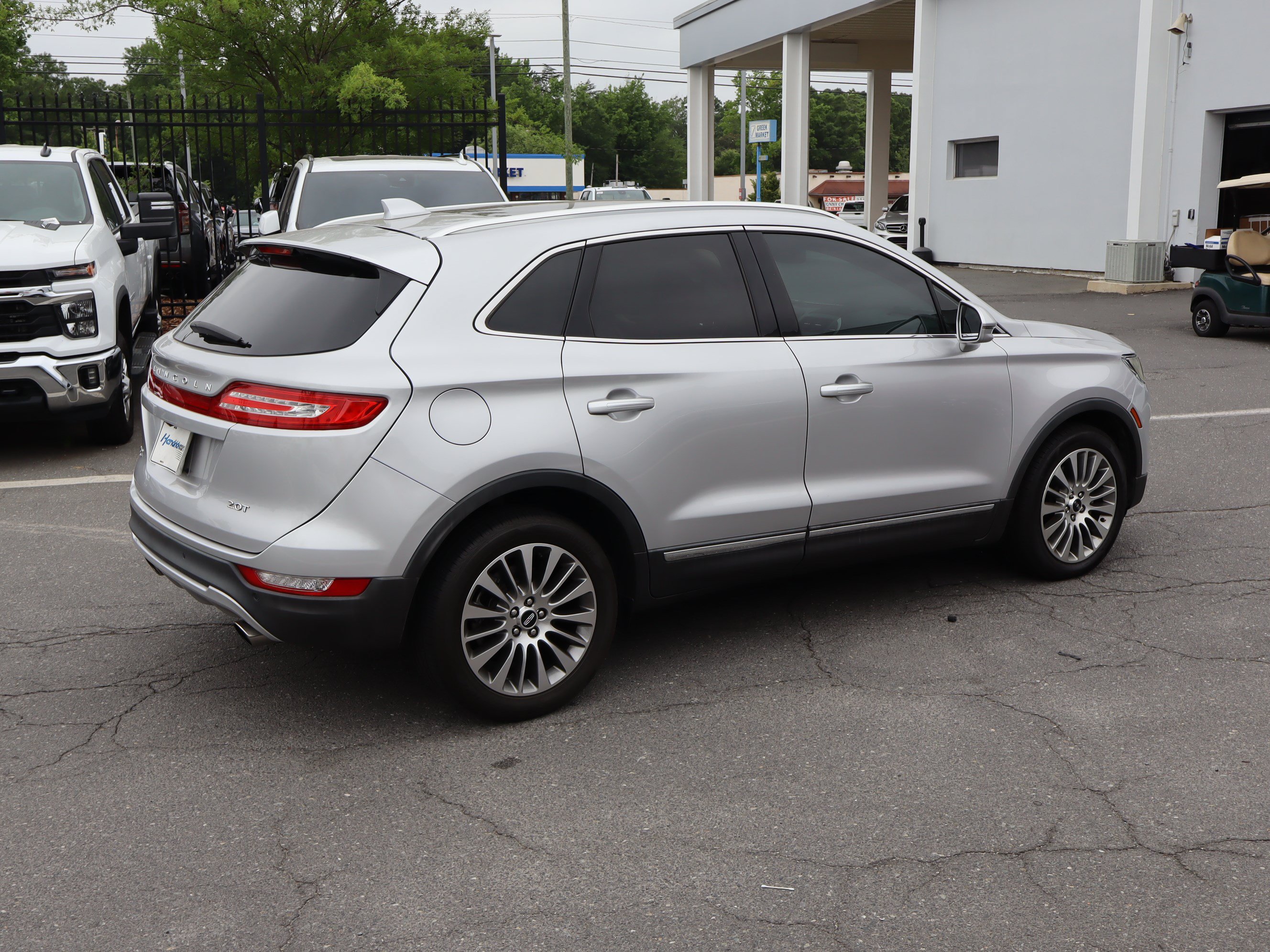 Used 2018 Lincoln MKC Reserve FWD image 10