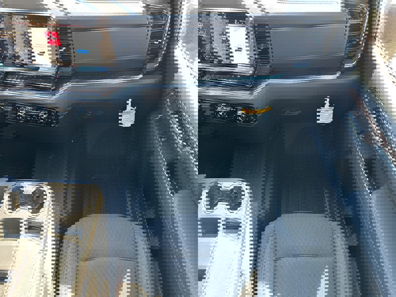 New 2025 GMC Sierra 2500 SLE w/ SLE Value Package; image 31