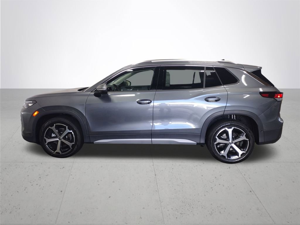 New 2025 Volkswagen Tiguan SE image 10