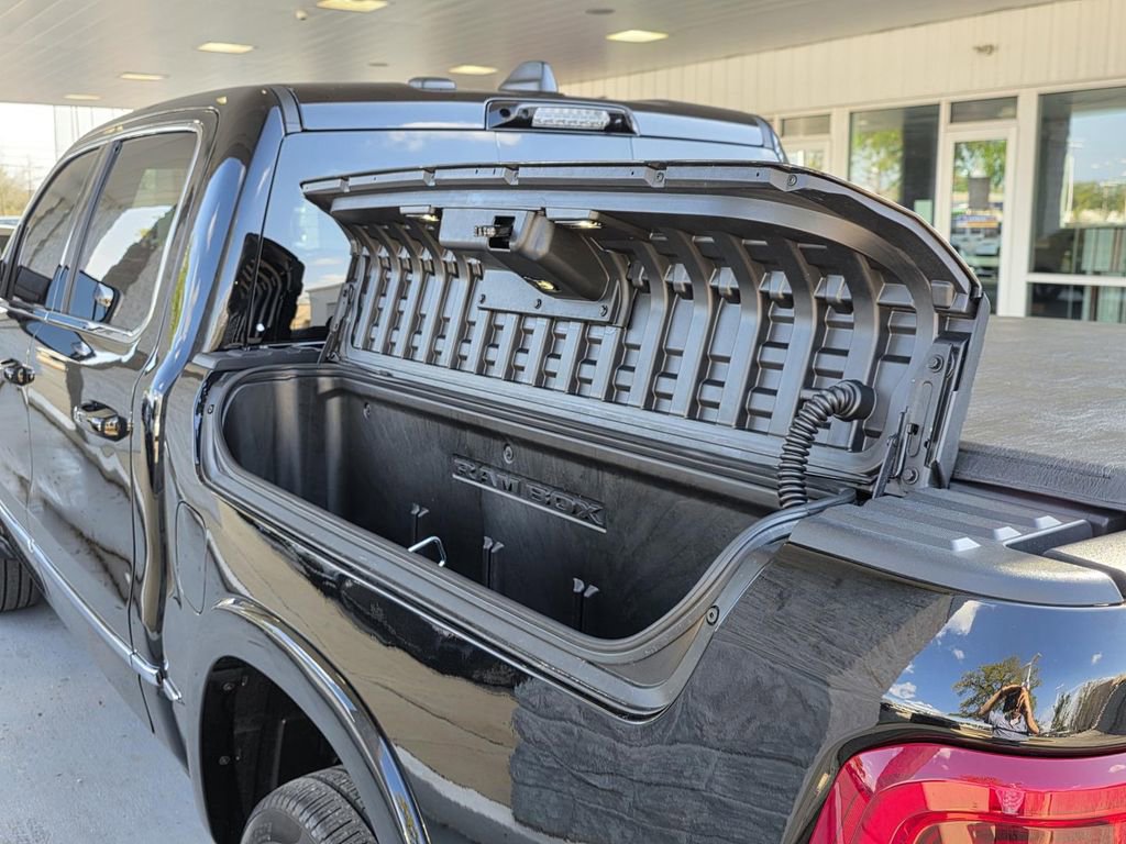 Used 2025 RAM 1500 Tungsten w/ Towing Technology Group image 40