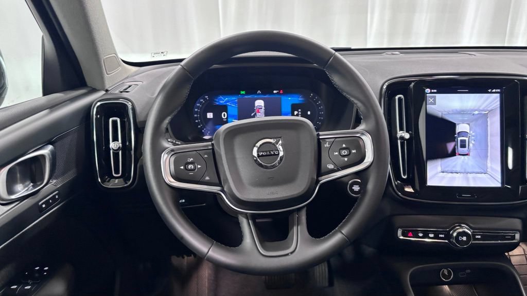 Certified 2026 Volvo XC40 B5 Plus AWD/4WD image 13