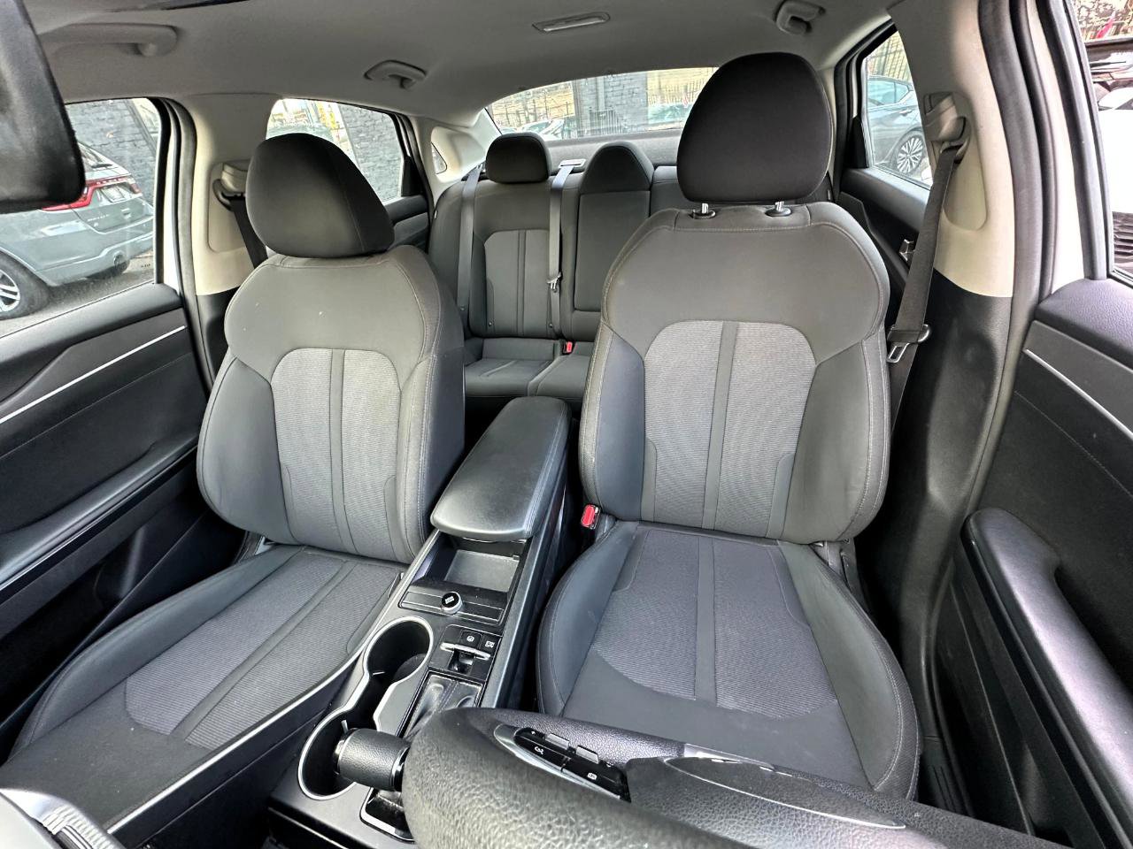 Used 2022 Kia K5 LXS FWD image 23