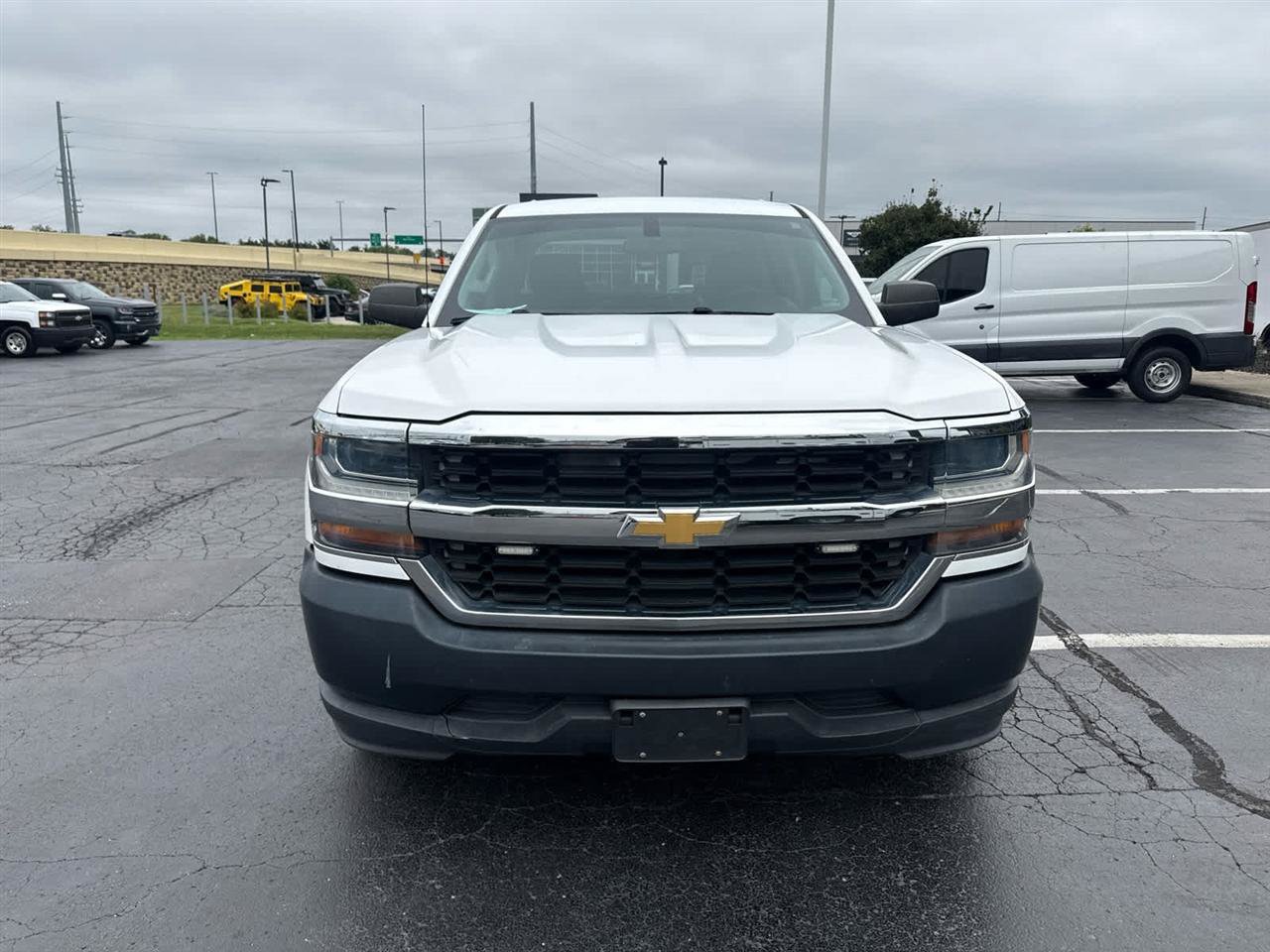 Used 2017 Chevrolet Silverado 1500 W/T RWD image 3