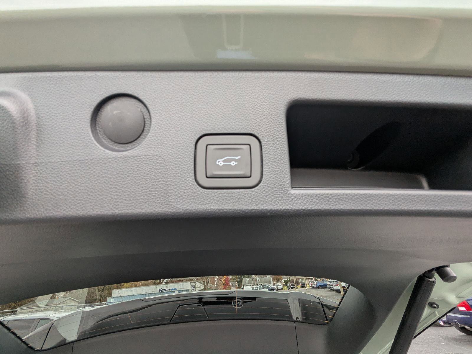 New 2026 Chevrolet Equinox ACTIV w/ Convenience Package III image 57