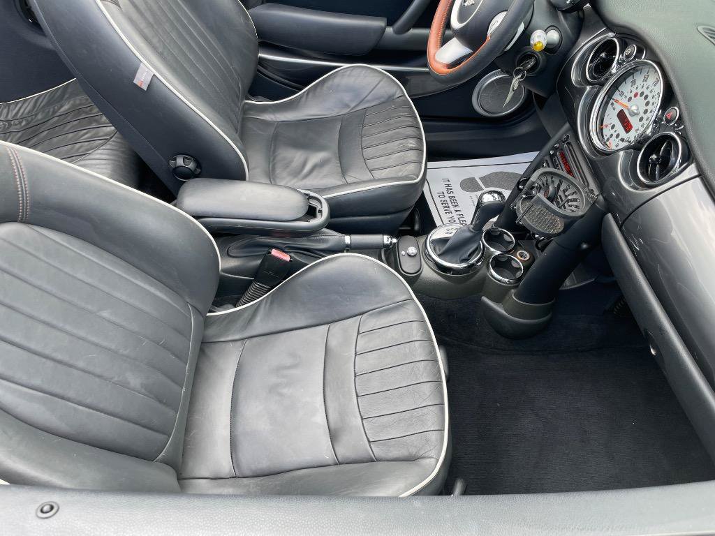 Used 2008 MINI Cooper Convertible FWD image 28