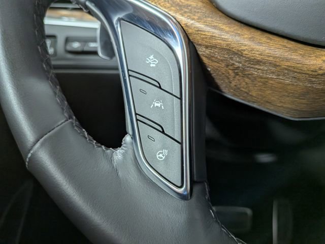 Certified 2024 Cadillac XT5 Sportv w/ Platinum Package AWD/4WD image 9