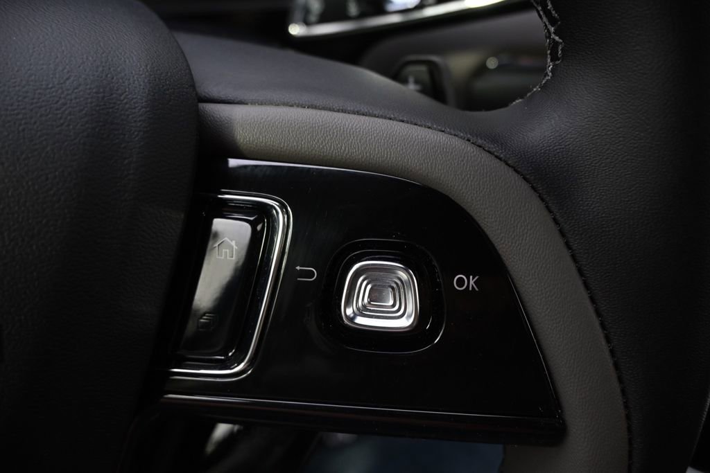 New 2026 Lincoln Corsair Premiere image 32