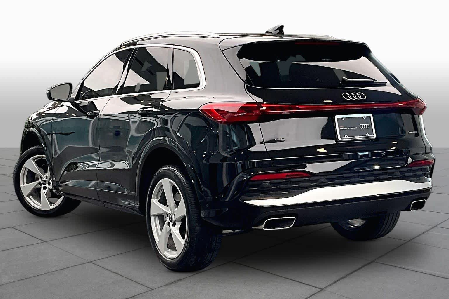 Certified 2025 Audi Q5 Premium AWD/4WD image 12