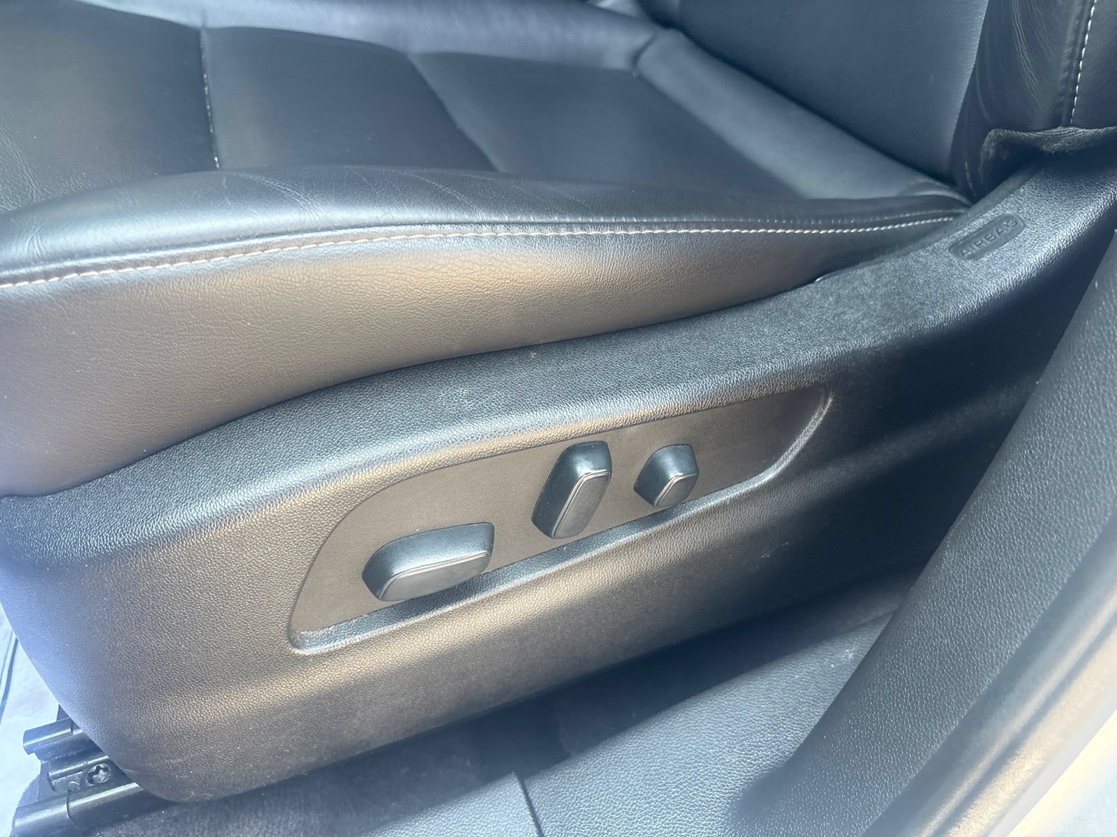 Used 2020 Cadillac XT4 Premium Luxury AWD/4WD image 24