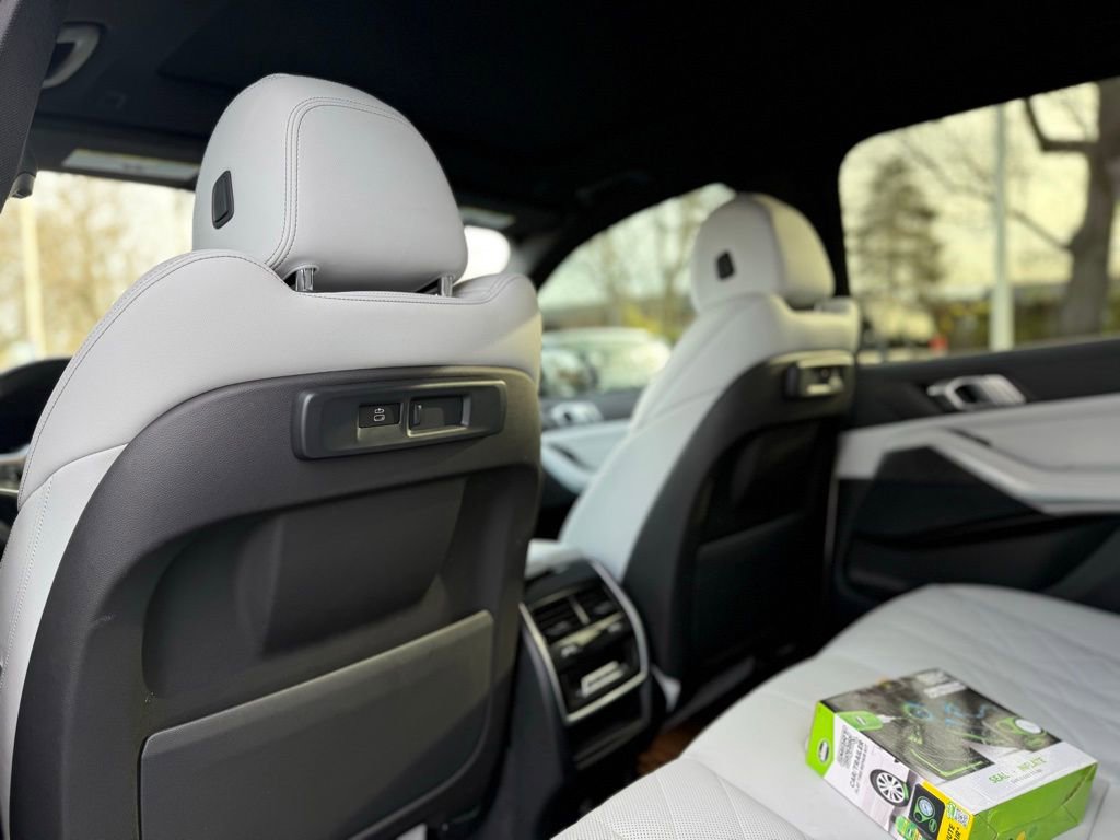 Used 2023 BMW X5 xDrive40i w/ M Sport Package image 35