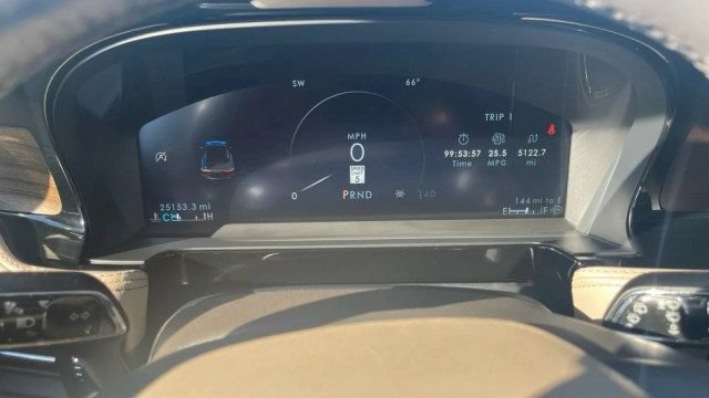Used 2023 Lincoln Corsair Reserve FWD image 15