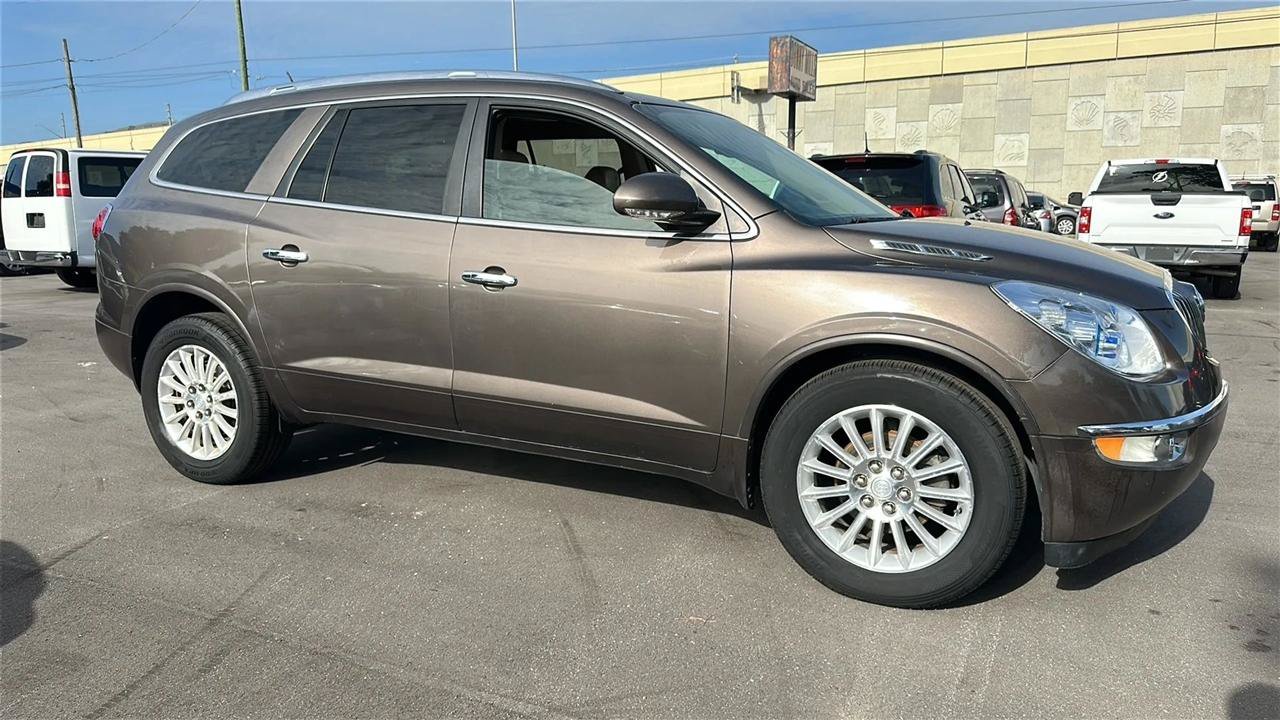 Used 2011 Buick Enclave CXL AWD/4WD image 5