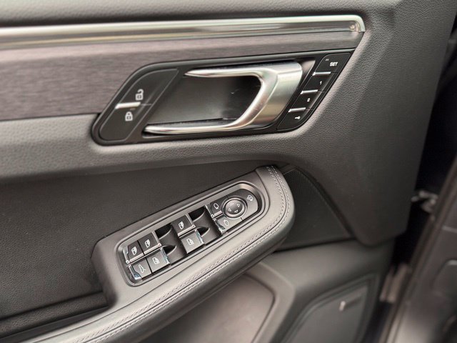 Certified 2023 Porsche Macan GTS AWD/4WD image 14