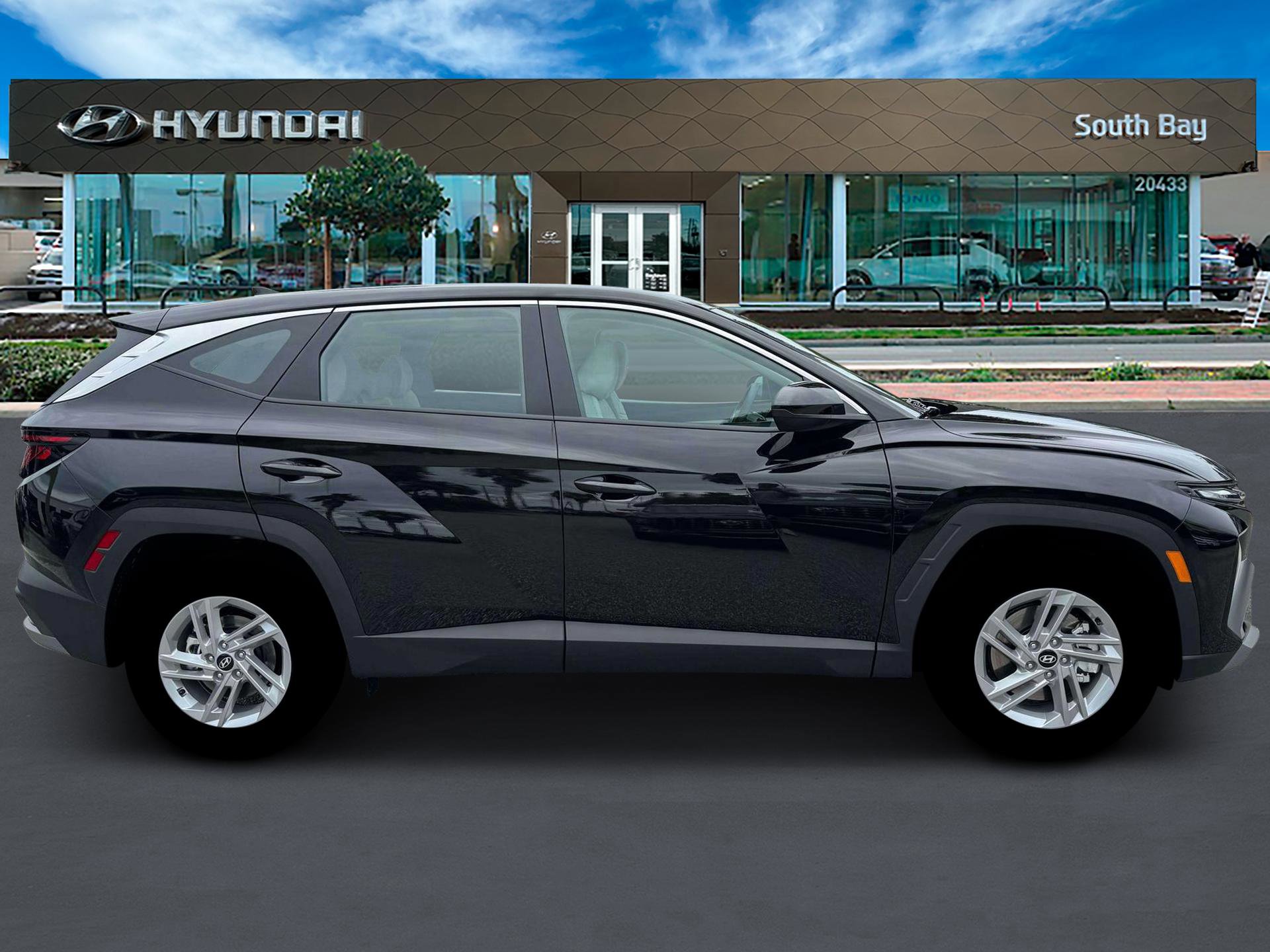 New 2026 Hyundai Tucson SE image 9