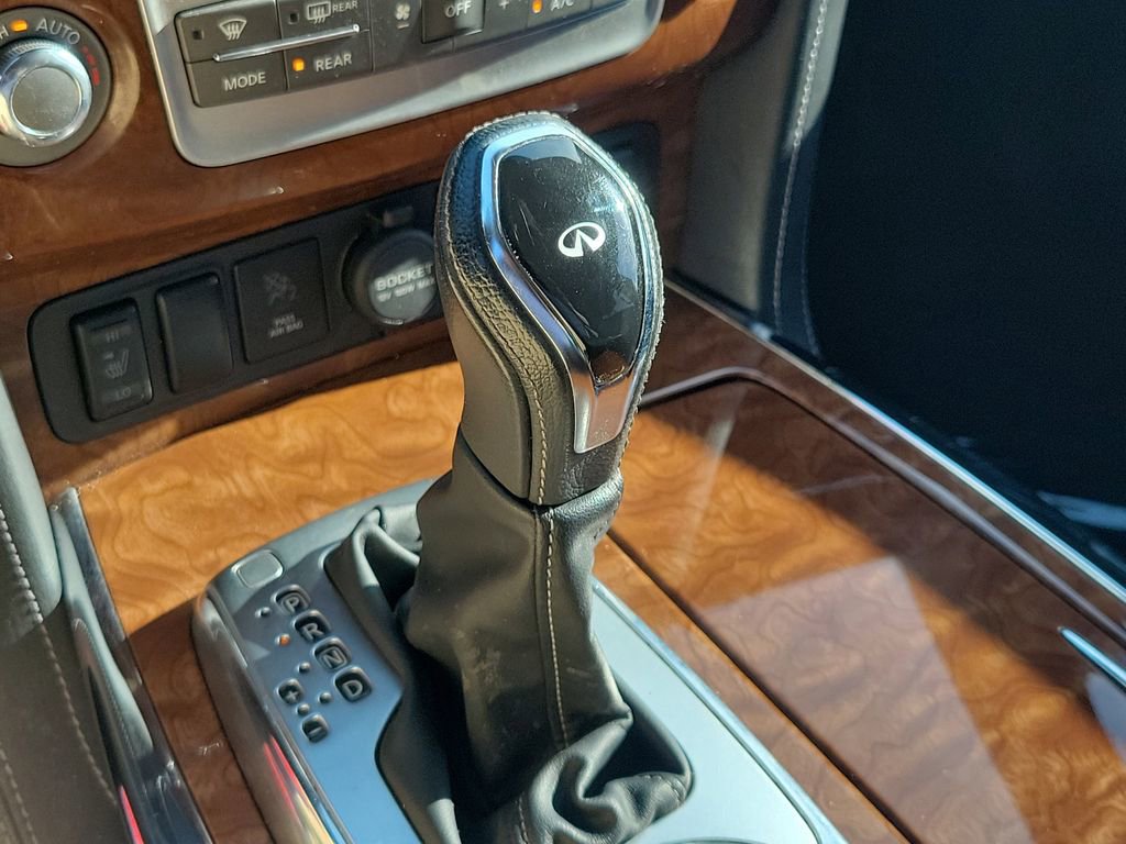 Used 2018 INFINITI QX80 4WD w/ Driver Assistance Package image 32