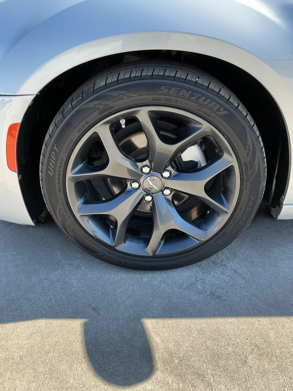 Used 2023 Chrysler 300 S RWD image 10