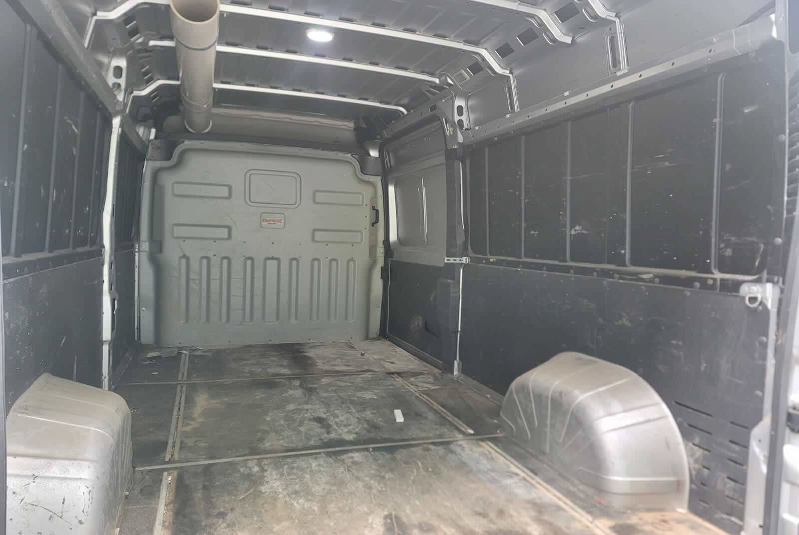 Used 2019 RAM ProMaster 2500 w/ Interior Convenience Group FWD image 14