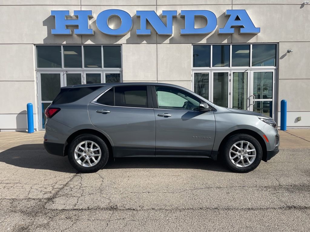 Used 2024 Chevrolet Equinox LT AWD/4WD image 4