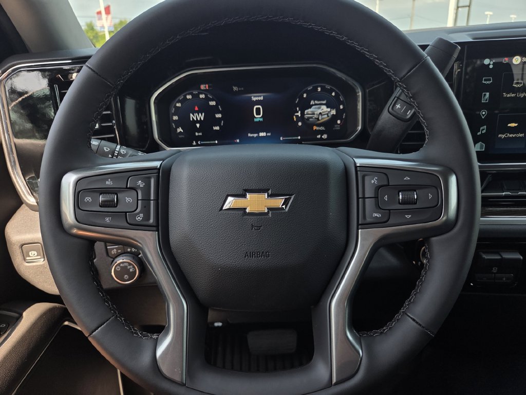 New 2026 Chevrolet Silverado 1500 LT w/ Z71 Off-Road Package AWD/4WD image 23