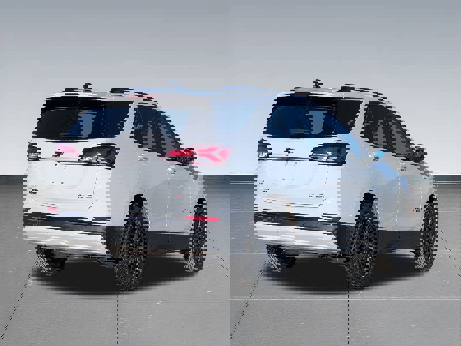 Used 2024 Chevrolet Equinox RS w/ RS Leather Package image 6