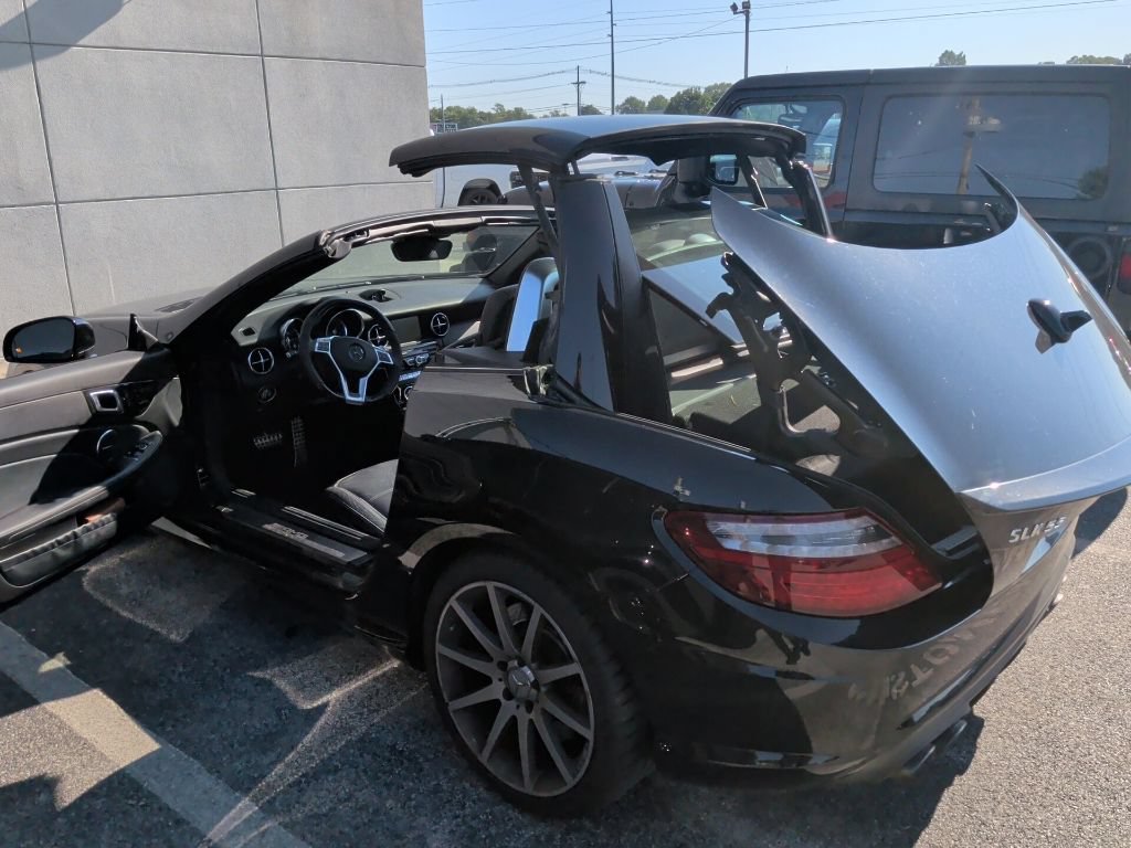 Used 2016 Mercedes-Benz SLK 55 AMG image 9