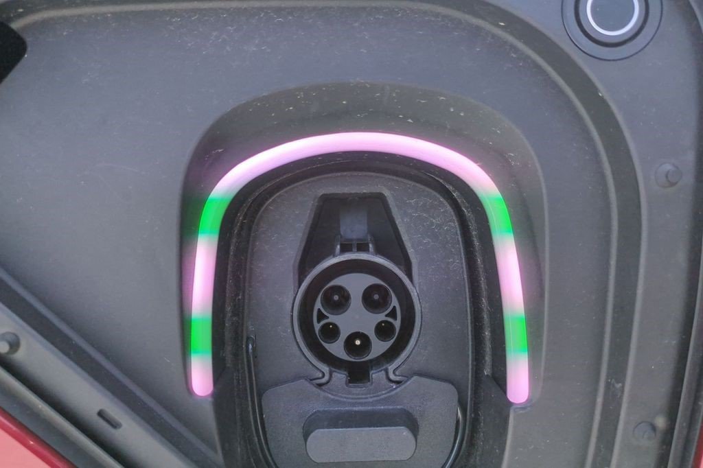 Certified 2026 Cadillac Vistiq Premium Luxury w/ LPO, Floor Liner Package AWD/4WD image 30
