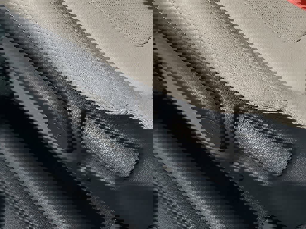 Used 2020 Hyundai Veloster Turbo Ultimate image 17