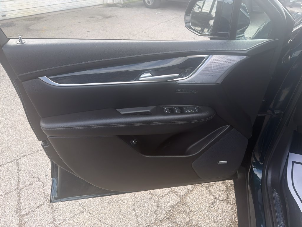 Used 2025 Cadillac XT5 Premium Luxury AWD/4WD image 14