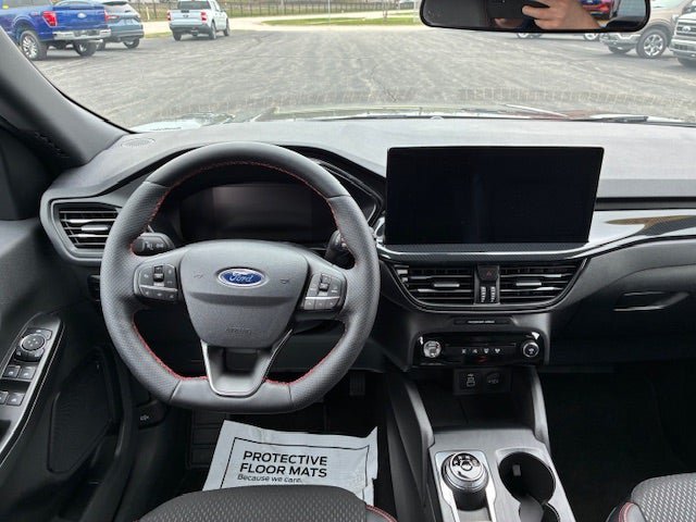 Used 2025 Ford Escape ST-Line w/ Tech Pack #1 AWD/4WD image 17