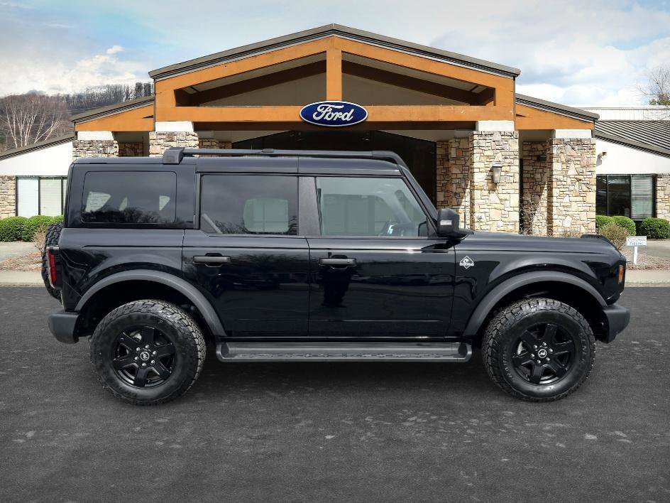 Used 2025 Ford Bronco Outer Banks image 4