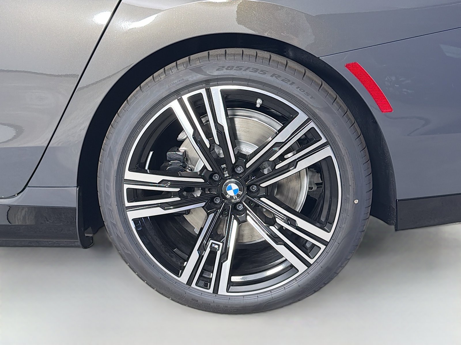 New 2026 BMW i7 xDrive60 AWD/4WD image 32