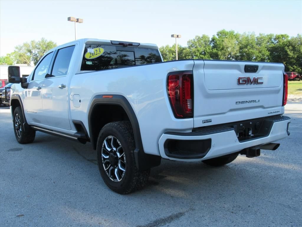 Used 2023 GMC Sierra 2500 Denali w/ Denali Ultimate Package AWD/4WD image 6